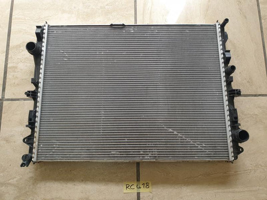 Original Used Mercedes-Benz GLC V-Class W253 W447 Radiator