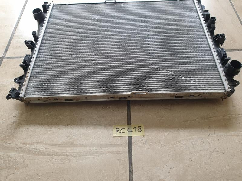 Original Used Mercedes-Benz GLC V-Class W253 W447 Radiator