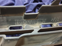 Renault Captur Radiator Grille - Lower chrome broken off
