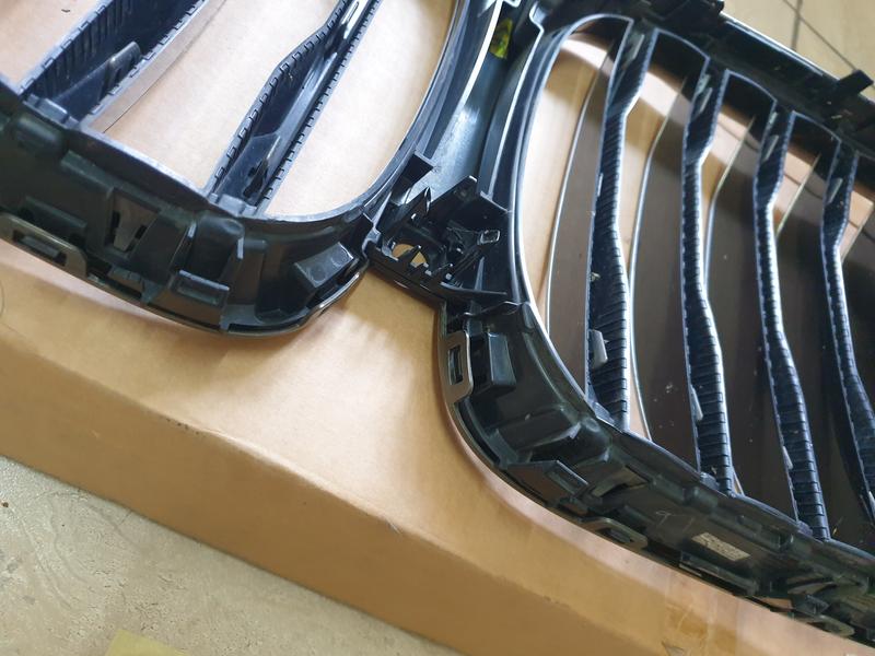 Original Used BMW 5 Series X5 G05 Front Bumper Kidney Radiator Grille