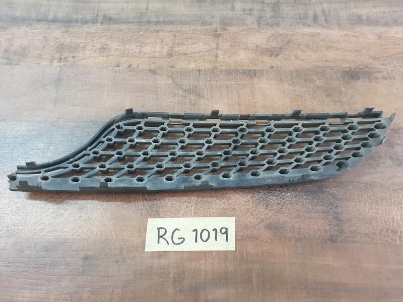 Original Used Mercedes-Benz CLA W117 Left Lower Radiator Grille Diamond Mesh