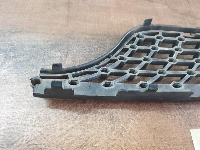 Original Used Mercedes-Benz CLA W117 Left Lower Radiator Grille Diamond Mesh