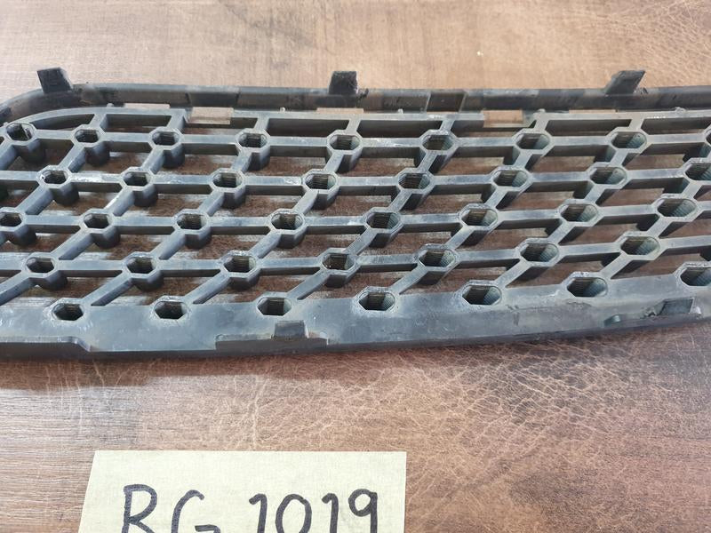 Original Used Mercedes-Benz CLA W117 Left Lower Radiator Grille Diamond Mesh