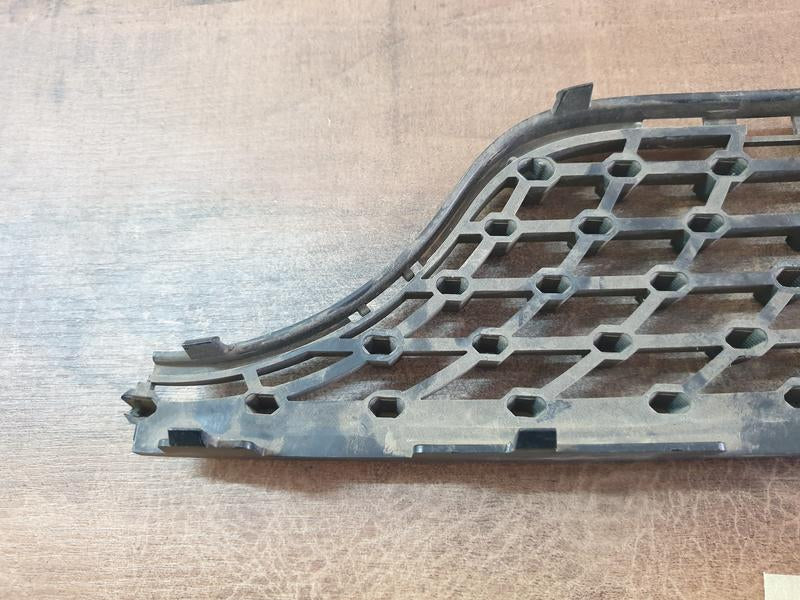 Original Used Mercedes-Benz CLA W117 Left Lower Radiator Grille Diamond Mesh