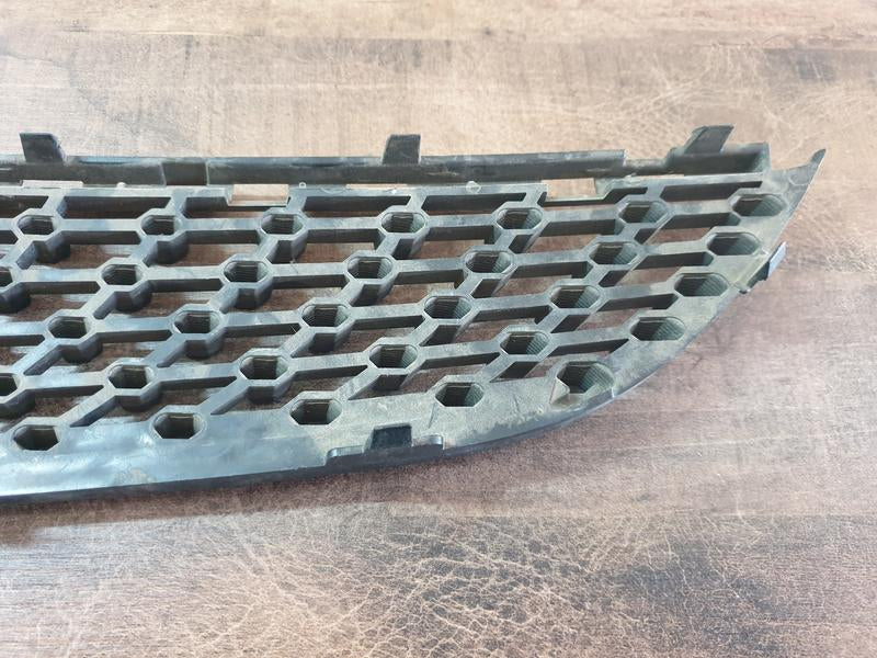 Original Used Mercedes-Benz CLA W117 Left Lower Radiator Grille Diamond Mesh