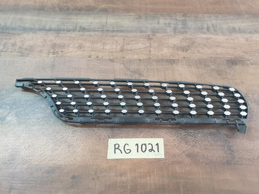 Original Used Mercedes-Benz CLA W117 Left Upper Radiator Grille Diamond Mesh