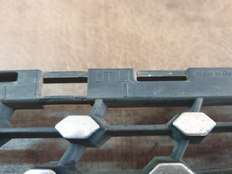 Original Used Mercedes-Benz CLA W117 Left Lower Radiator Grille Diamond Mesh