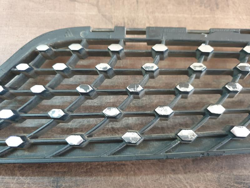 Original Used Mercedes-Benz CLA W117 Left Lower Radiator Grille Diamond Mesh