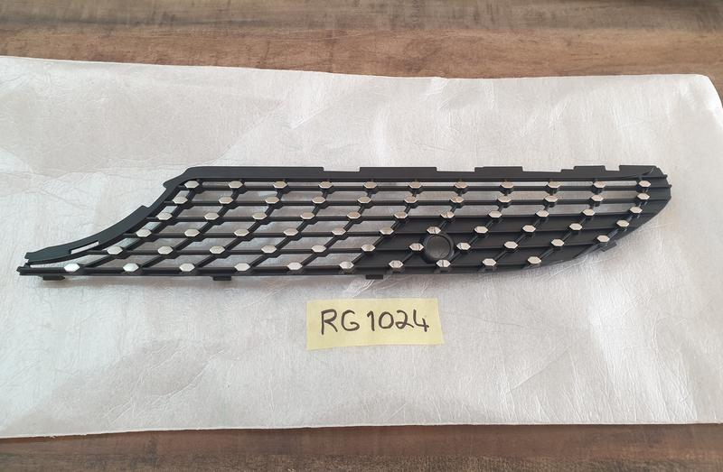 Original New Mercedes-Benz A-Class W177 Left Lower Radiator Grille Diamond Mesh