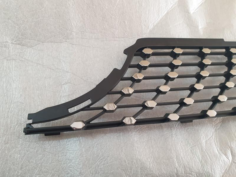 Original New Mercedes-Benz A-Class W177 Left Lower Radiator Grille Diamond Mesh