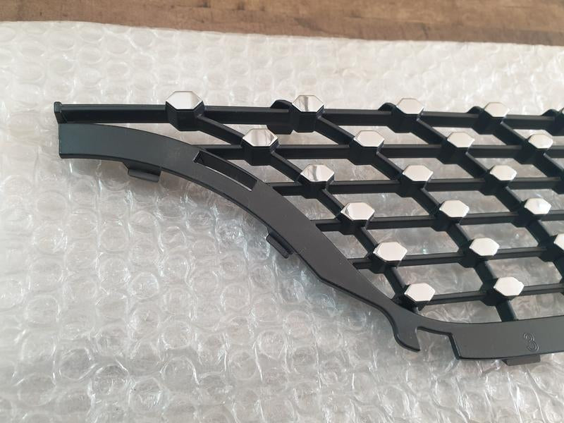 Original New Mercedes-Benz A-Class W177 Left Upper Radiator Grille Diamond Mesh