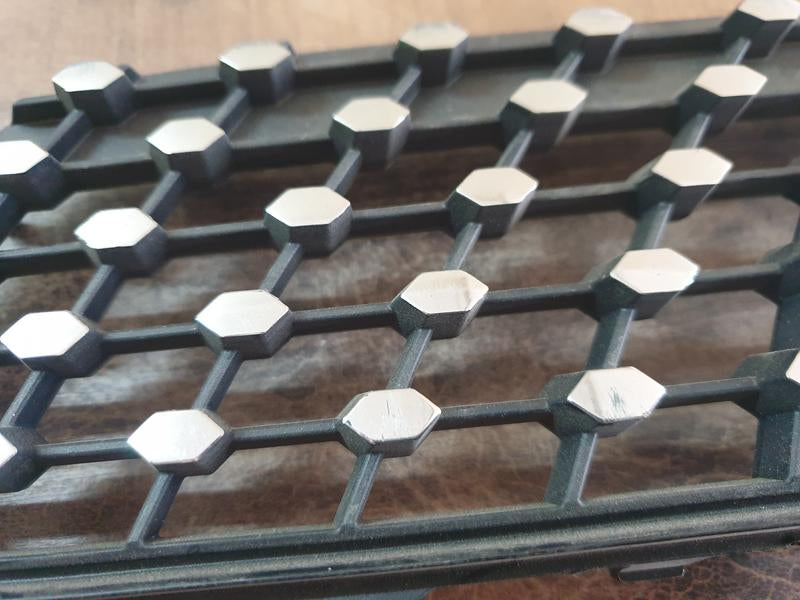 Original Used Mercedes-Benz GLC W253 Right Upper Radiator Grille Diamond Mesh