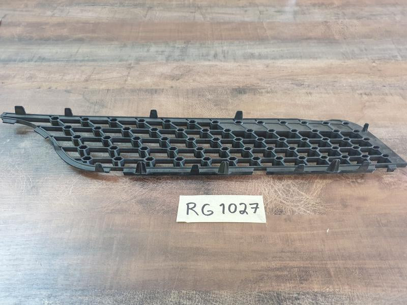 Original Used Mercedes-Benz GLC W253 Right Upper Radiator Grille Diamond Mesh