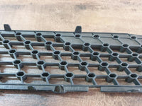 Original Used Mercedes-Benz GLC W253 Right Upper Radiator Grille Diamond Mesh