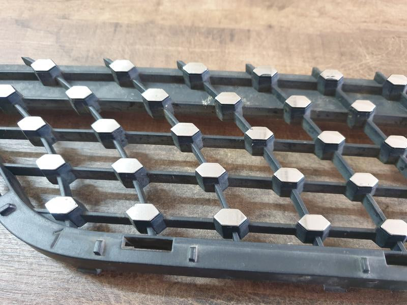 Original Used Mercedes-Benz GLA H247 Left Upper Radiator Grille Diamond Mesh