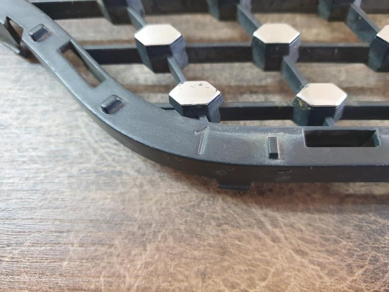 Original Used Mercedes-Benz GLA H247 Left Upper Radiator Grille Diamond Mesh