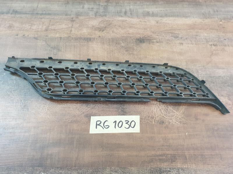Original Used Mercedes-Benz GLA H247 Right Upper Radiator Grille Diamond Mesh