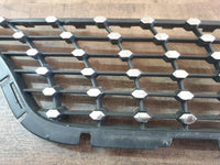 Original Used Mercedes-Benz V-Class W447 Left Upper Radiator Grille Diamond Mesh