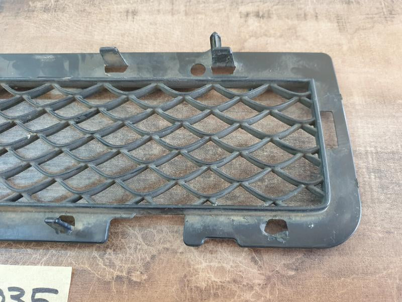 Original Used Mercedes-Benz G-Class W463 Left Lower Radiator Grille Diamond Mesh