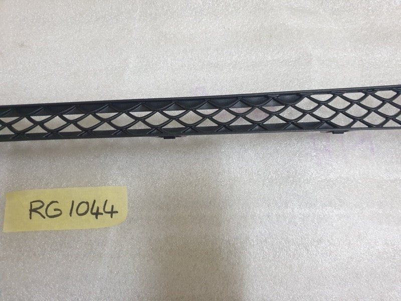 Original New Mercedes-Benz C-Class W206 AMG Front Bumper Radiator Grille Mesh