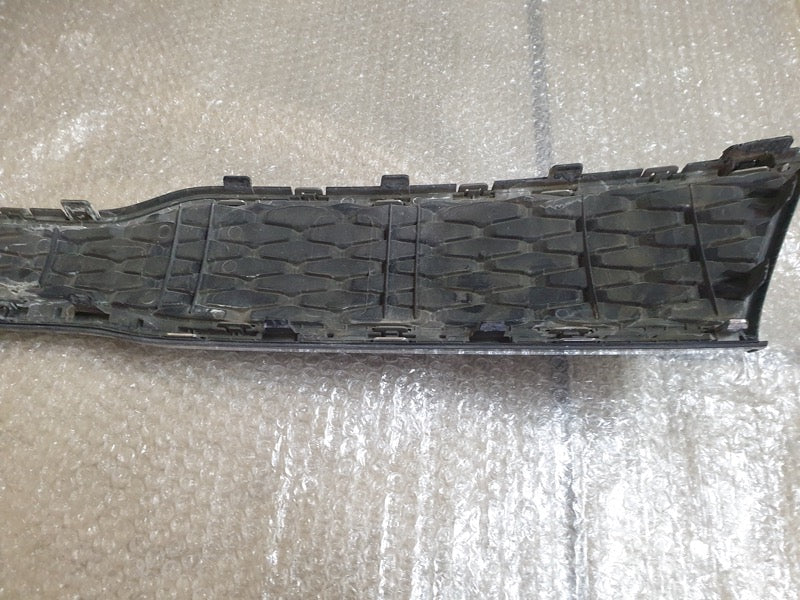 Original Used Kia Pegas Front Bumper Upper Radiator Grille