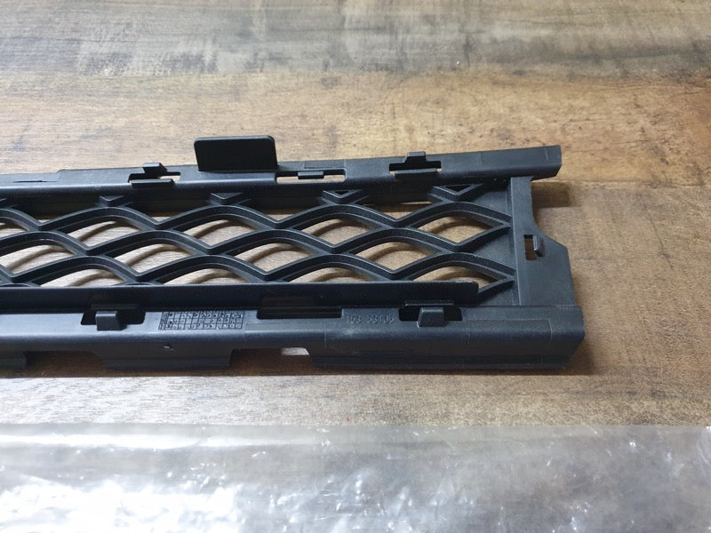 Original New Mercedes-Benz GLE 2024 Front Bumper Lower Grille