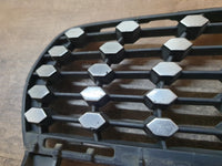 Original Used Mercedes-Benz CLA W117 Right Upper Radiator Grille Diamond Mesh