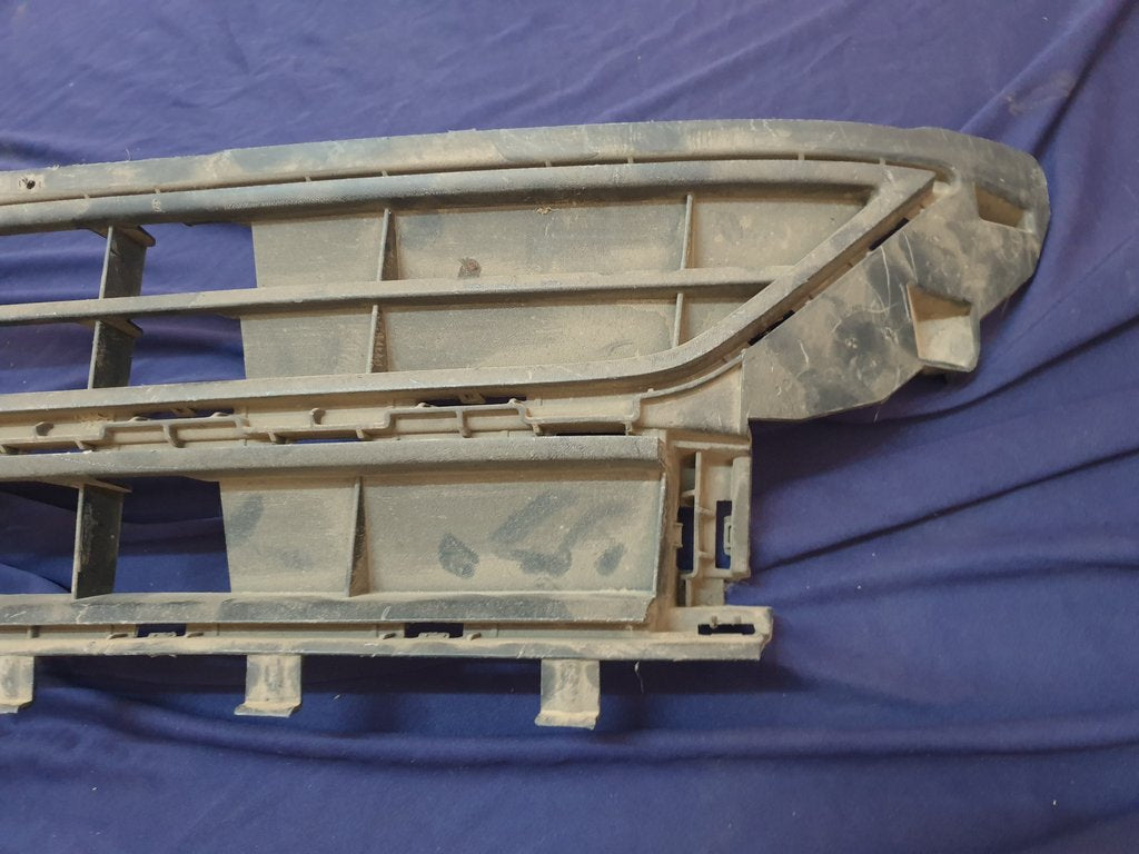 Volkswagen Polo Front Bumper Lower Grille