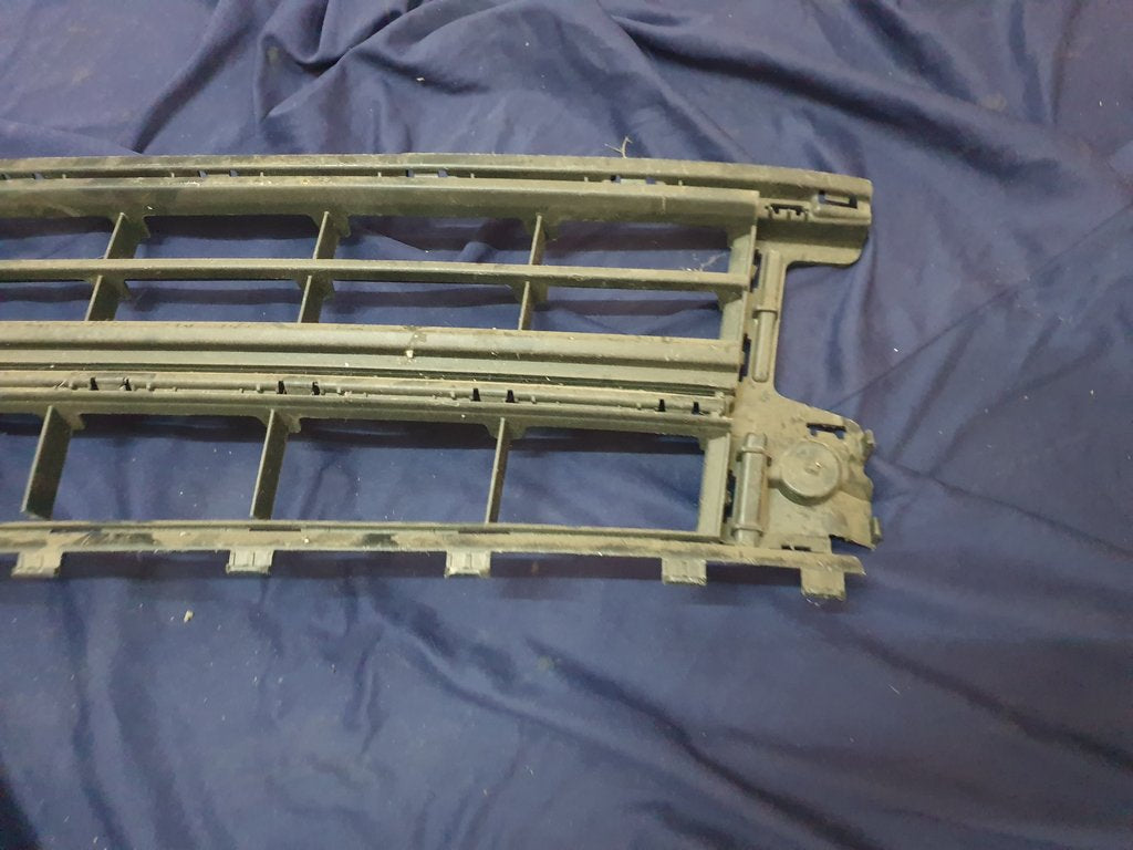 Volkswagen Polo Front Bumper Lower Grille