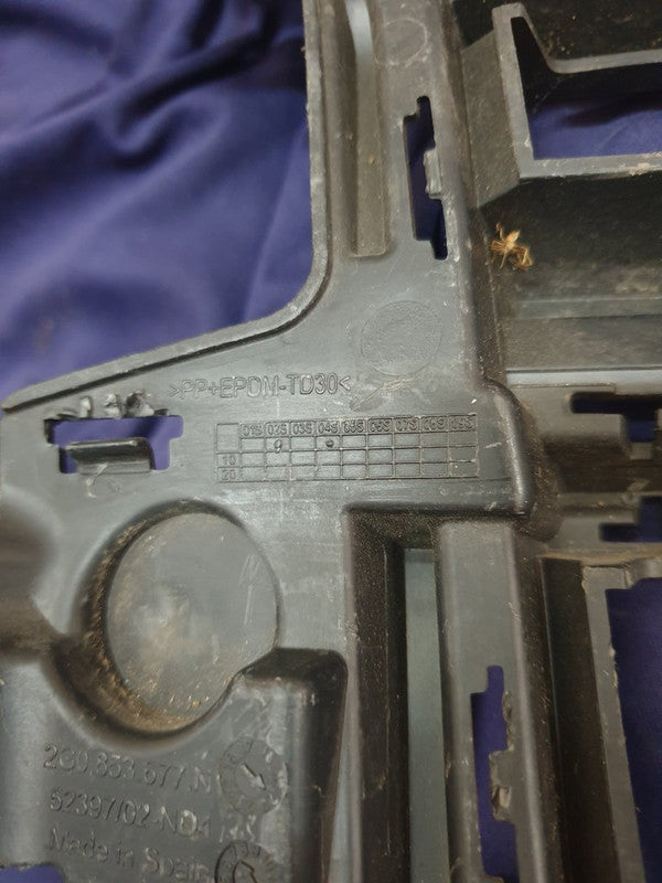 Volkswagen Polo Front Bumper Lower Grille