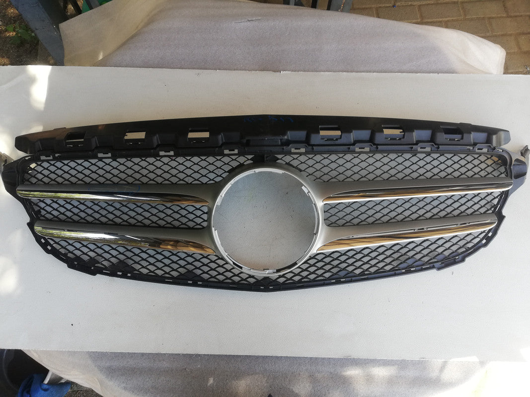 Mercedes-Benz C-Class W205, C180, C250, 2015, 2016, 2017, 2018, 2019 Radiator Grille