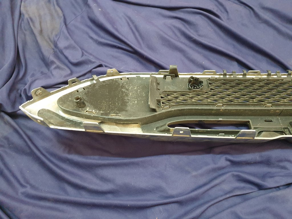 Mercedes-Benz GLA X156 Front Bumper Lower Grille