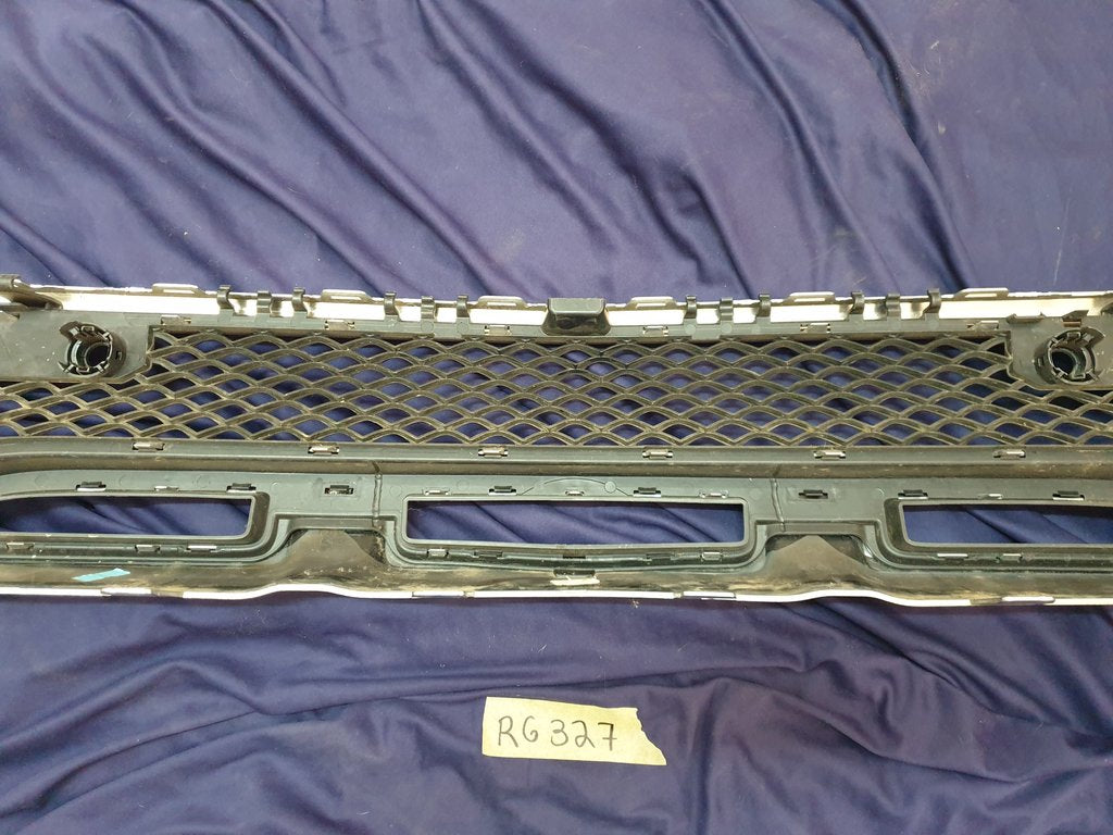 Mercedes-Benz GLA X156 Front Bumper Lower Grille