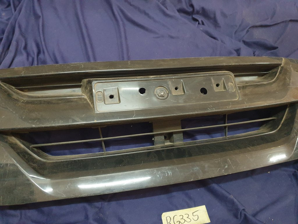 Isuzu Aftermarket D-Max Radiator Grille - Light Wear and Tear
