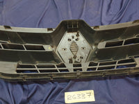 Renault Kwid Radiator Grille - Wear and Tear