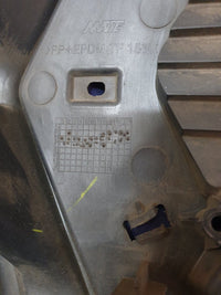 Renault Kwid Radiator Grille - Wear and Tear