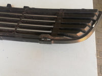 Mercedes-Benz V-Class 2015, 2016, 2017 Front Centre Cowl Grille