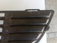 Mercedes-Benz V-Class 2015, 2016, 2017 Front Centre Cowl Grille