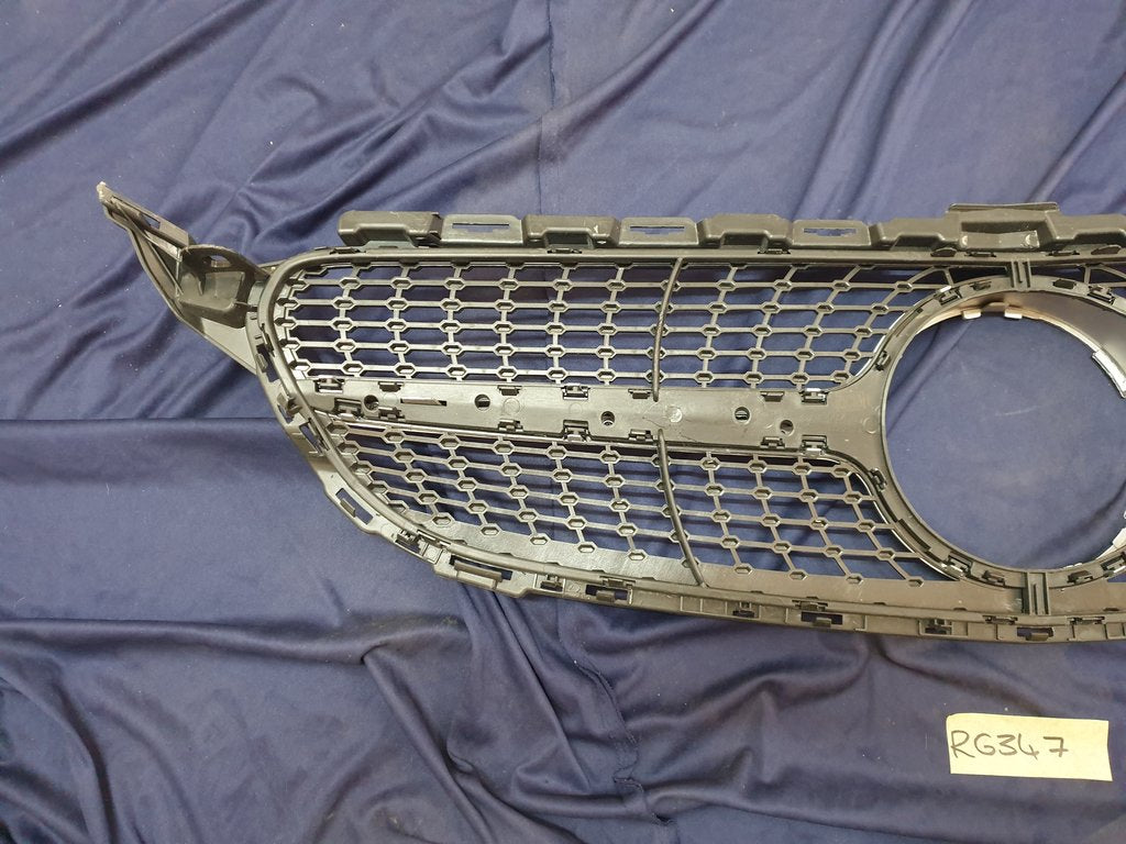 Mercedes-Benz Aftermarket C-Class W205 Radiator Grille