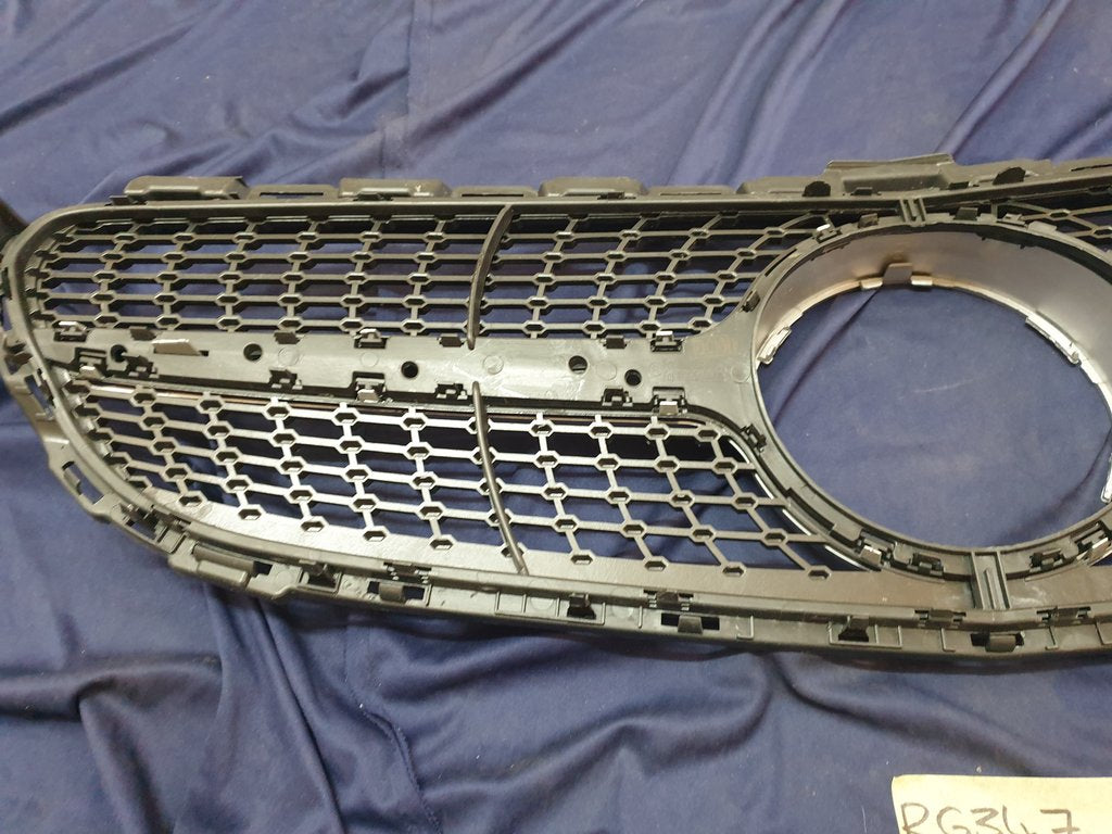 Mercedes-Benz Aftermarket C-Class W205 Radiator Grille