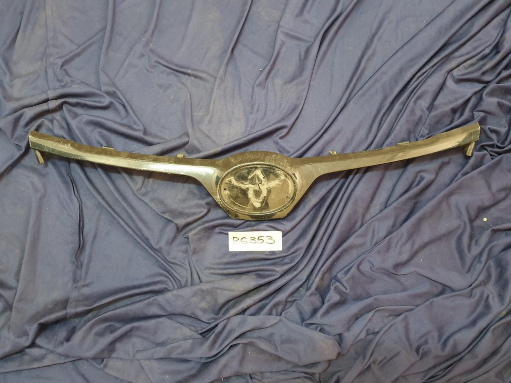 Toyota Agya Radiator Grille - Wear and Tear, Scratches