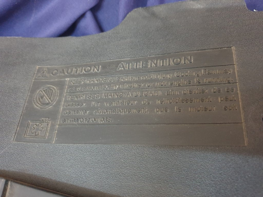 Toyota Yaris Radiator Grille - Light Wear and Tear