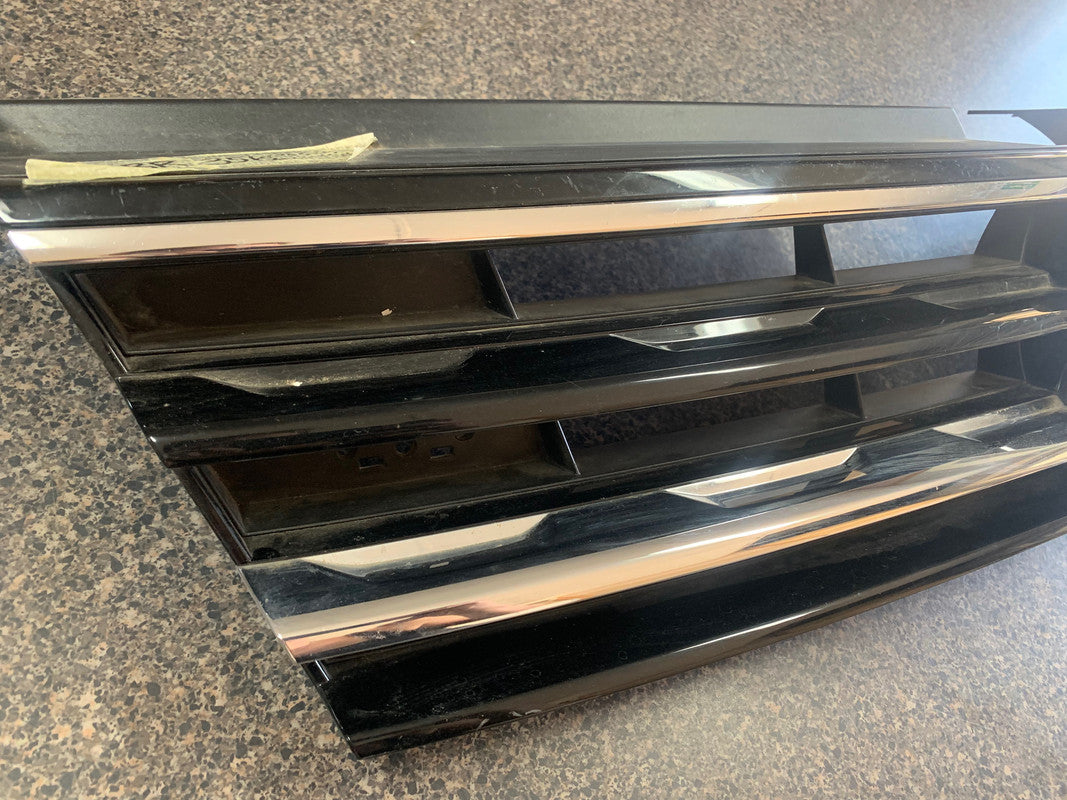 Volkswagen Tiguan 2020 Radiator Grille Assy without emblem/badge