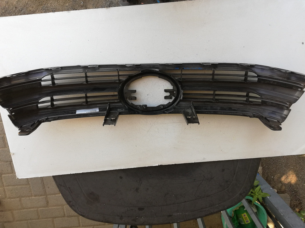 Toyota Aftermarket Hilux GD6 Radiator Grille Black w/ Black Beading