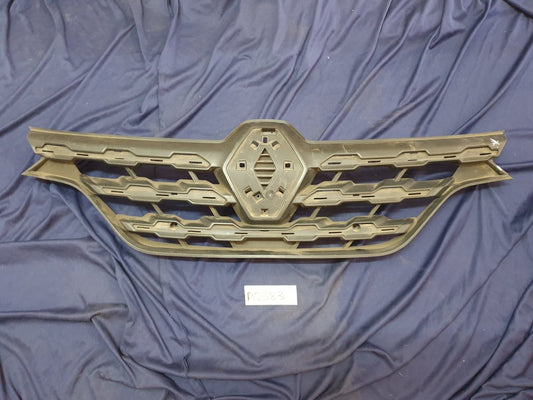 Renault Triber Radiator Grille - Wear and Tear, Crack