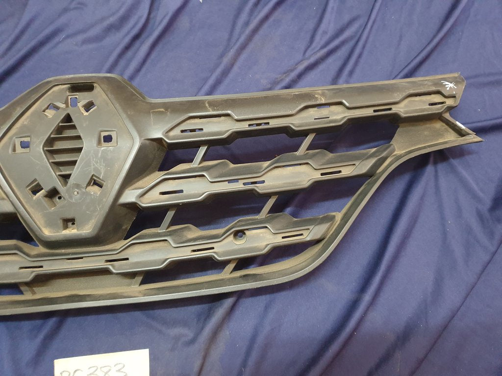 Renault Triber Radiator Grille - Wear and Tear, Crack