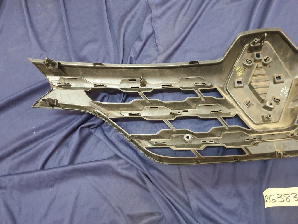 Renault Triber Radiator Grille - Wear and Tear, Crack
