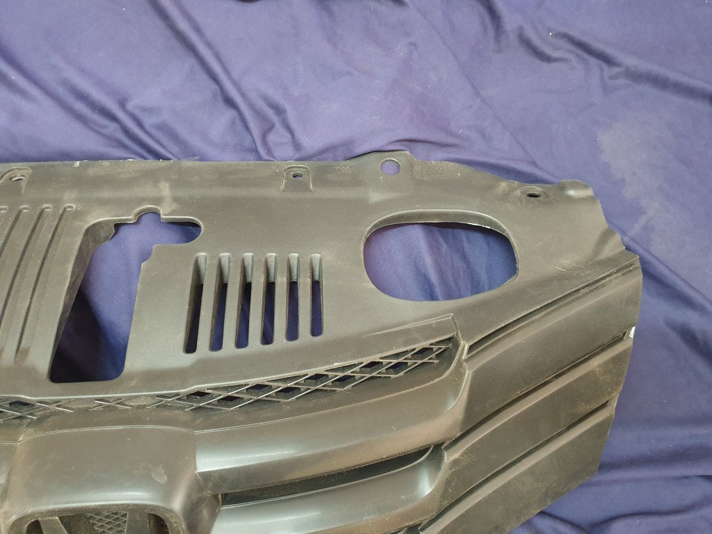 Honda Aftermarket Ballad Radiator Grille - Light Wear and Tear