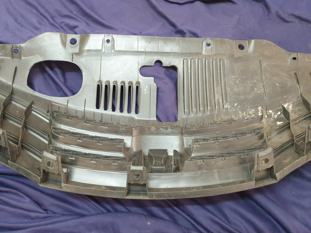 Honda Aftermarket Ballad Radiator Grille - Light Wear and Tear