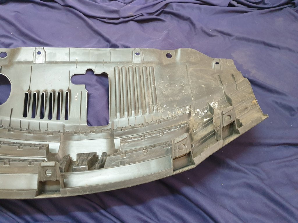 Honda Aftermarket Ballad Radiator Grille - Light Wear and Tear